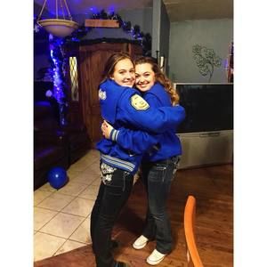 Meet your Posher, Holly